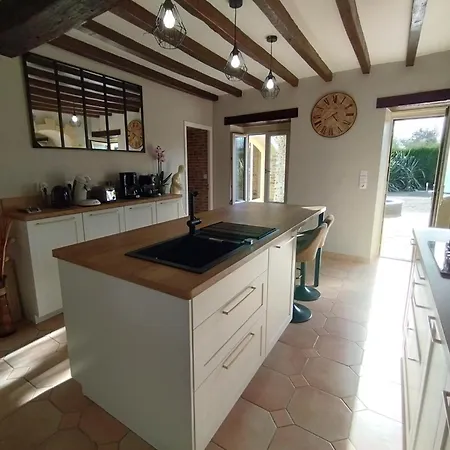 O Bleu بيت للعطل